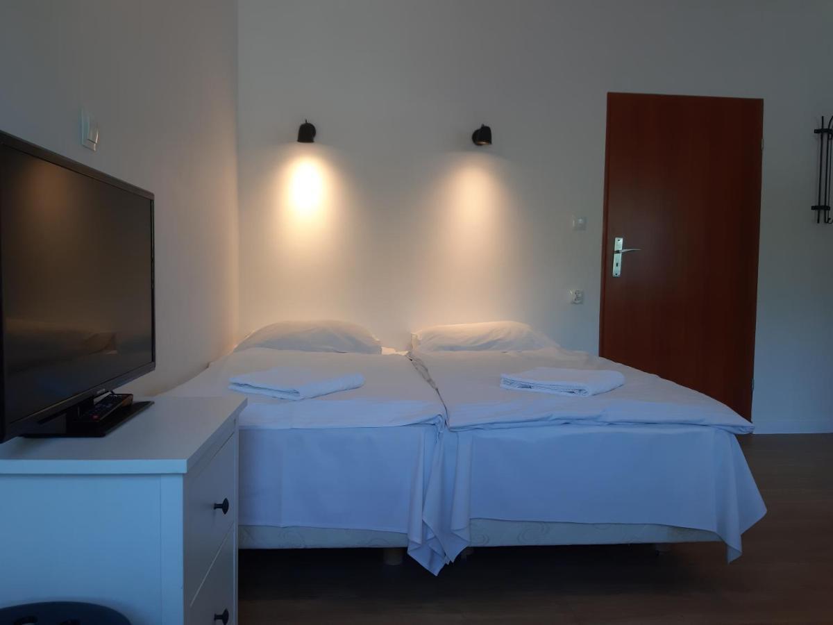 Owr Przystan Hotell Międzybrodzie Bialskie Eksteriør bilde